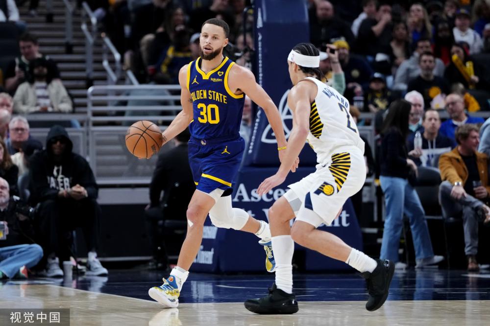 提出了巨大 提出了巨大